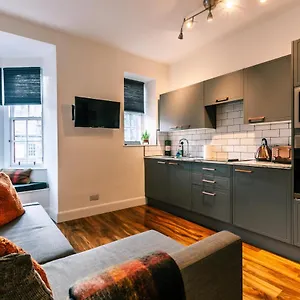 https://writers-apartment.edinburghhotelsuk.org