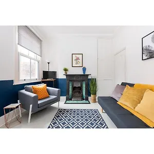 https://charming-trendy-base-for-5-nr-bishopthorpe-rd.yorkshirehotels.net
